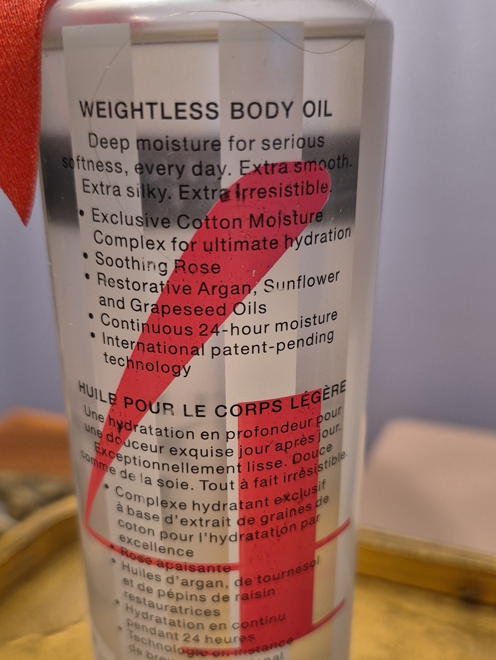 New Victoria's Secret Weightless Body Oil - Rose - Picture 2 of 2